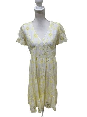 Sail to Sable White midi Dress Yellow Eyelet Embroidery scalloped hem medium